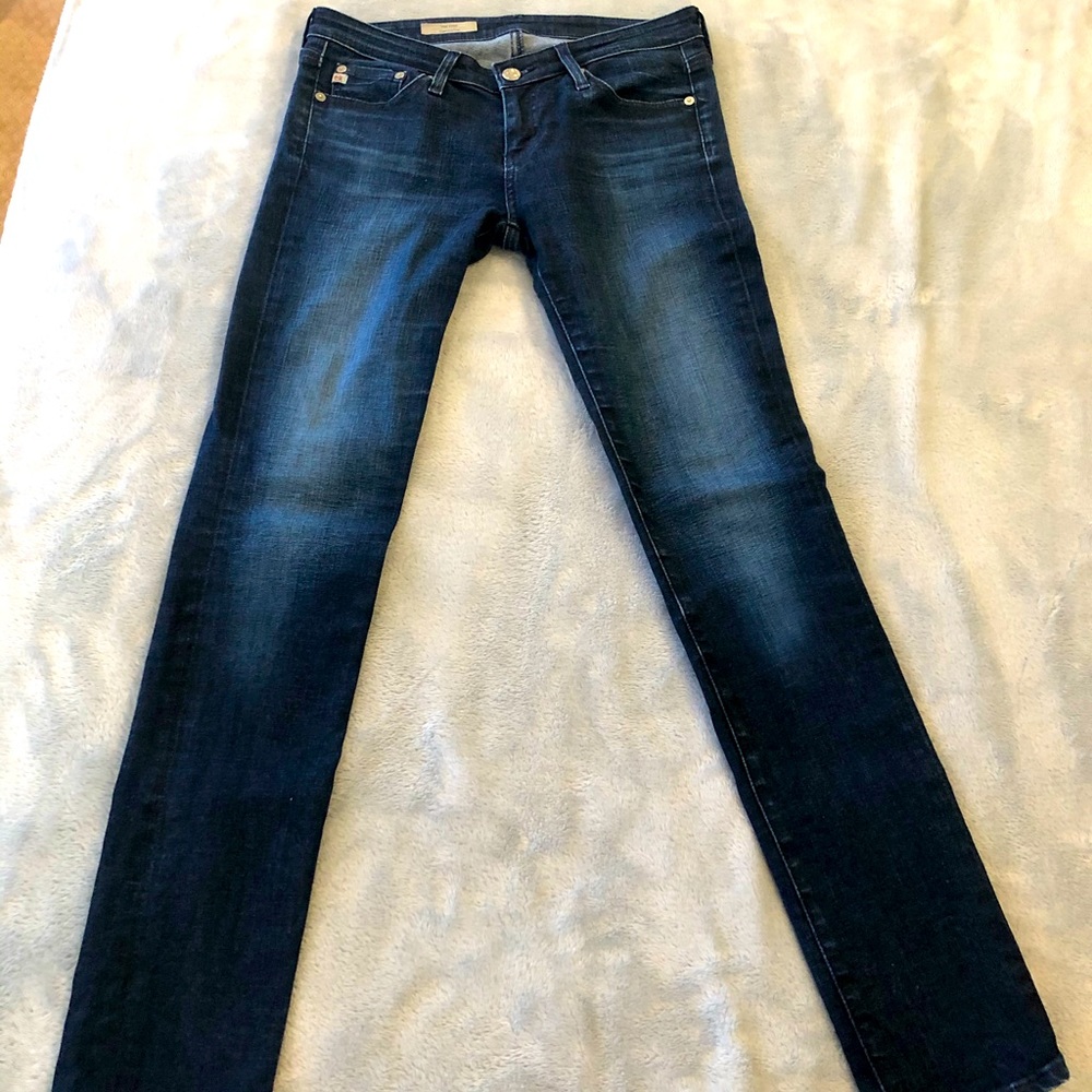 AG “The Stilt” cigarette leg jeans